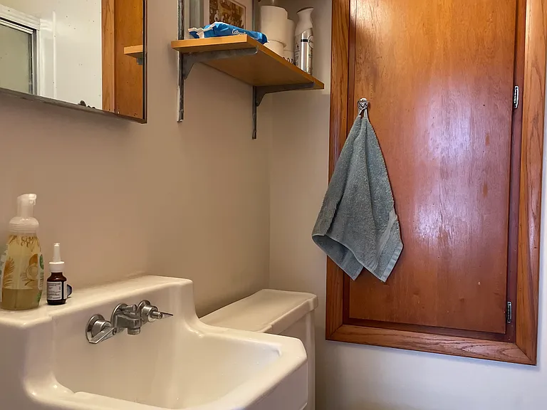 815 E Johnson St #3 — Photo 8