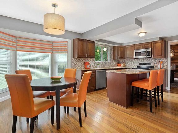 4th image of 1532 Froesel Dr