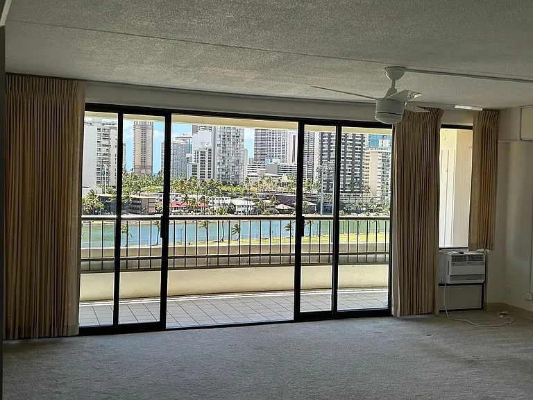 2333 Kapiolani Blvd #810 — Photo 2