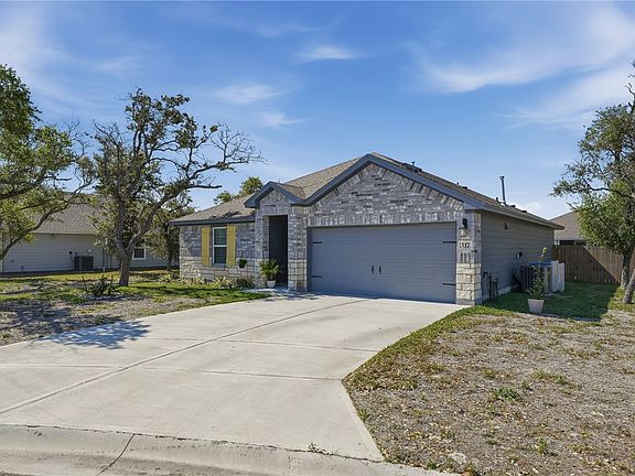 2nd image of 117 Aruba Dr
