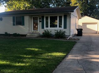 1751 Deweese Dr, Lincoln, NE 68504