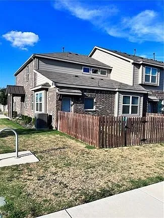 600D Knopper St — Photo 23
