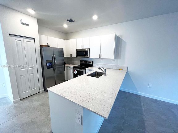 2nd image of 24600 SW 119th Ave #0