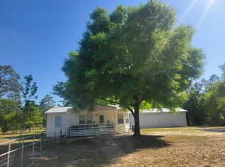 531 Commerce Cir, Defuniak Springs, FL 32433