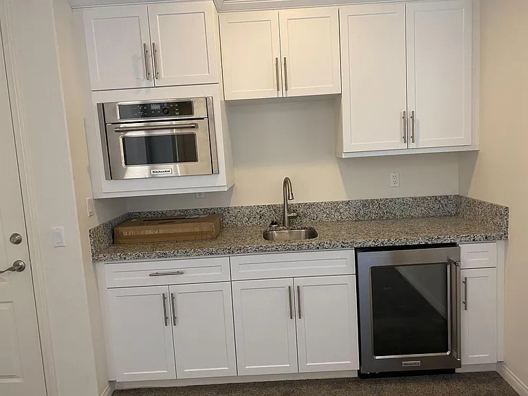 30298 Sunny Vista St — Photo 4