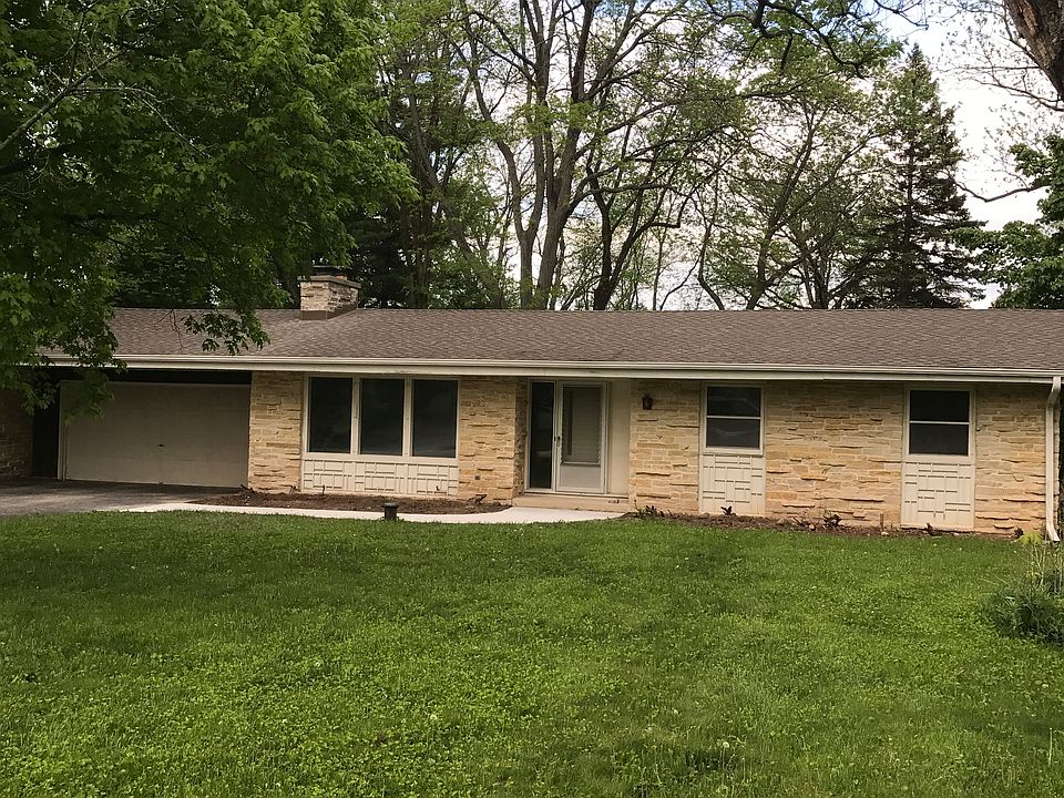 1st image of 2350 Hillsdale Dr E