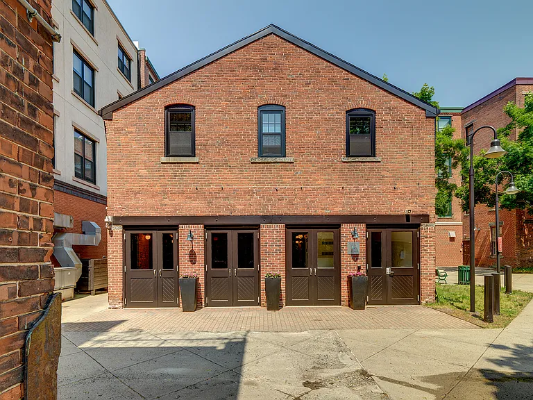 Ninth Square Apartments — Photo 11