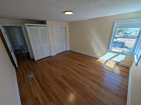 3rd image of 89 Lincoln St