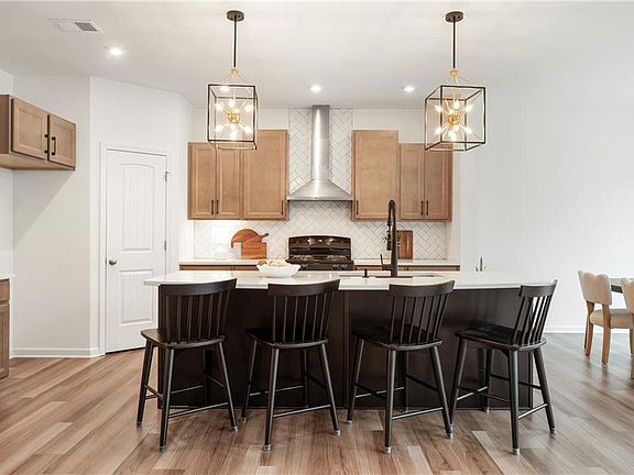 3rd image of 8150 Scenic Ridge Way