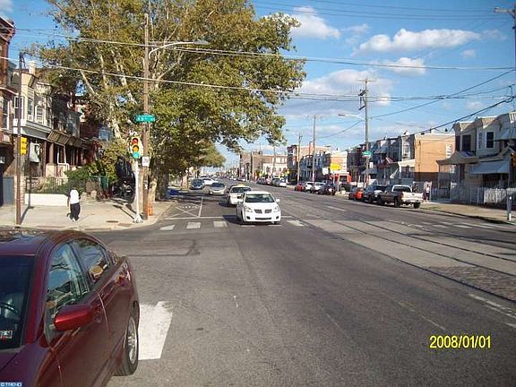 3rd image of 903 W Erie Ave