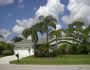 1st image of 107 Lexington Dr
