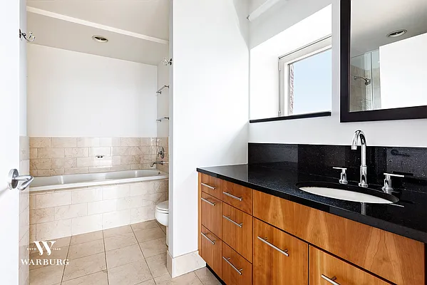 Rented by Warburg | media 19