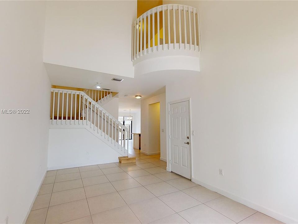 1st image of 10424 NW 61st St