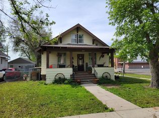 300 S Taylor Ave, Glendive, MT 59330