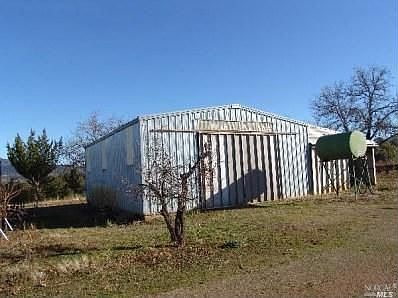 5th image of 6501 Plunkett Ln