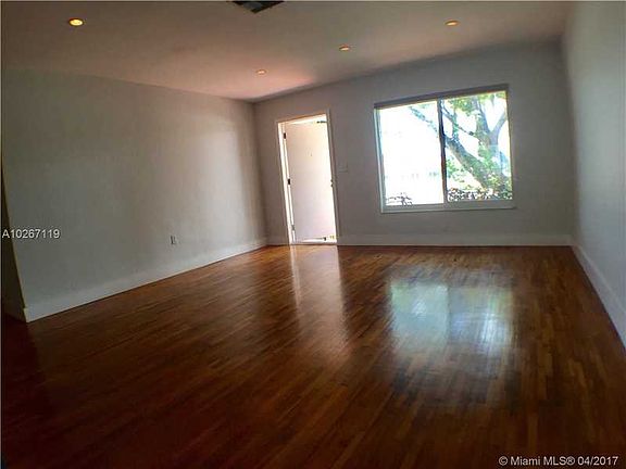 5th image of 3145 Segovia St