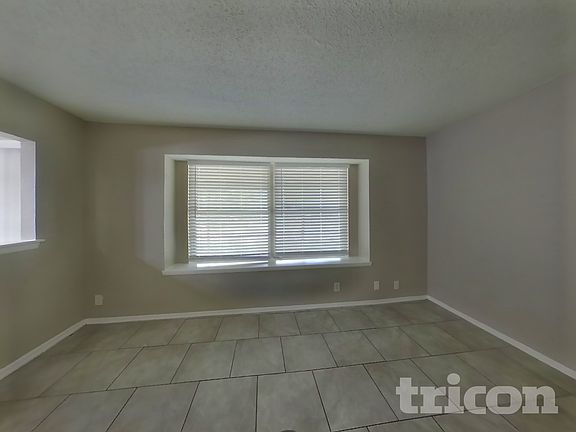 2nd image of 5015 Walt Schirra St