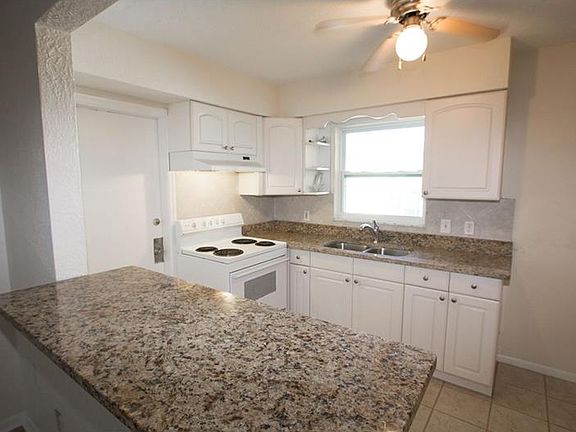 5th image of 609 Oak Ave APT 6
