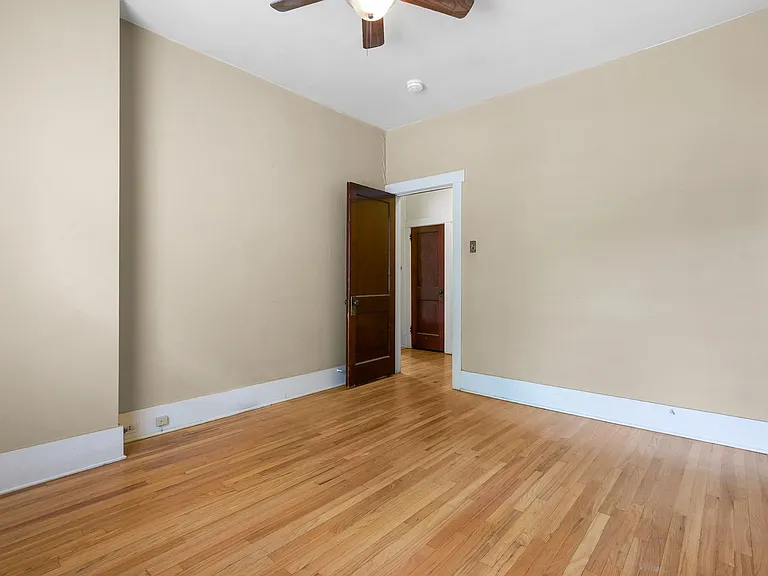 264 S Lafayette St — Photo 12