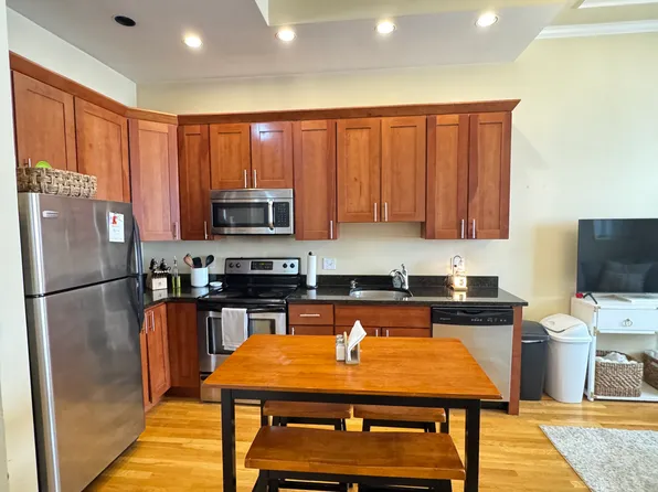 393 W Broadway APT 12, Boston, MA 02127