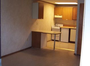 8107 Glen Hollow Dr APT E, Glen Burnie, MD 21061