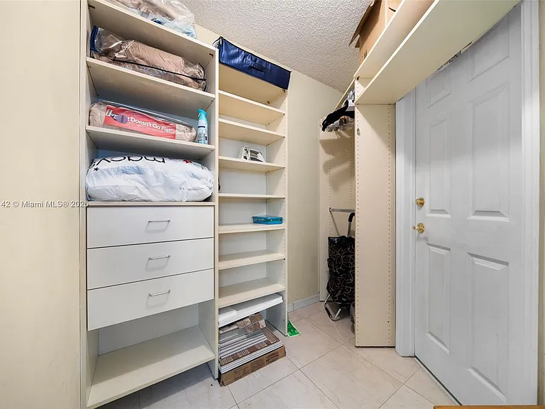 3725 S Ocean Dr #1110 — Photo 21
