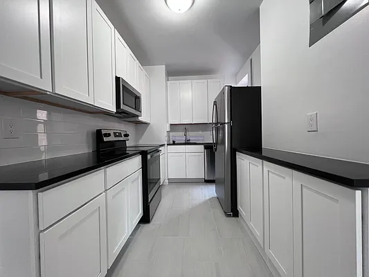 Rented by Sovereign Associates | media 4