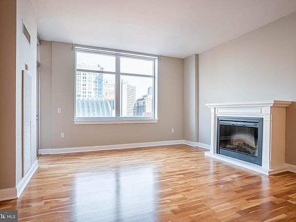4th image of 440 S Broad St Unit 1003