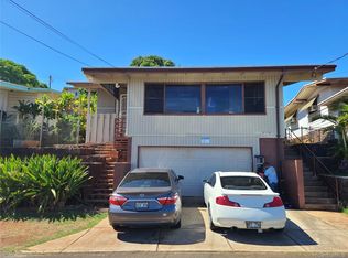 1470 Hoohaku St, Pearl City, HI 96782