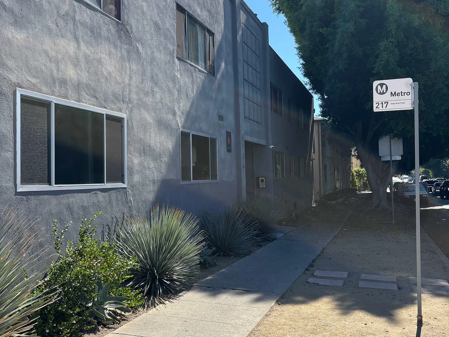 Studio, 500 sqft, $1,895 — Photo 2