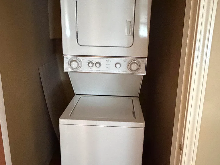 1404 Caldwell St #2 — Photo 9