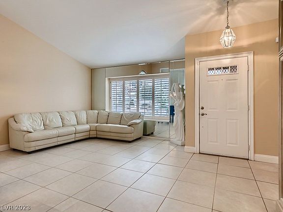 5th image of 1227 Heather Oaks Way