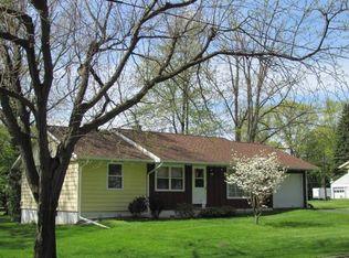 5 E Lincoln Ave, Avis, PA 17721