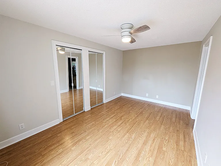 493 Cedar Walk — Photo 9