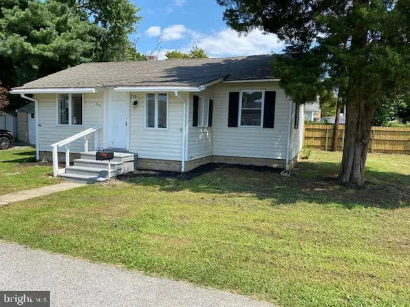 239 E St, Penns Grove, NJ 08069