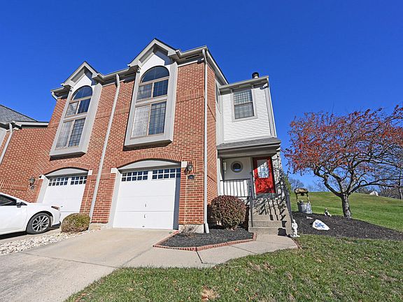 2nd image of 1565 Shady Cove Ln