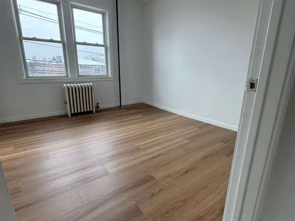 334 Midland Ave #2, Saddle Brook, NJ 07663