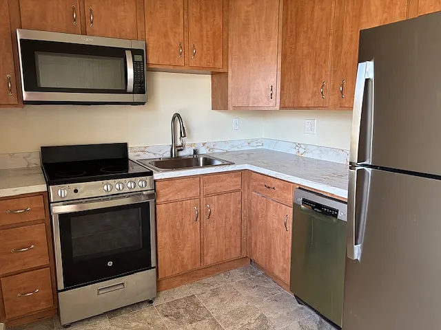 Building Photo - 644 Kodiak Ct #3