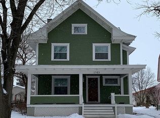 1503 E Grove St, Bloomington, IL 61701