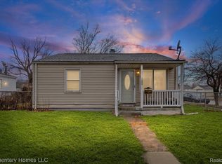 1985 Pilgrim St, Ferndale, MI 48220