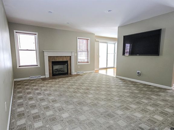 3rd image of 5 Starting Gate Ct