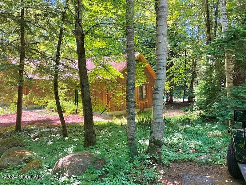 3rd image of 150 Flat Rock Road