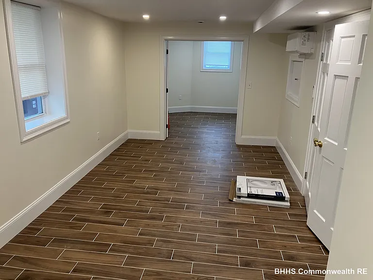 9 Forster St #1 — Photo 16