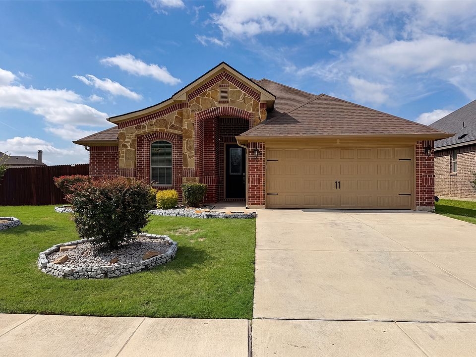 1st image of 709 Ravenwood Dr