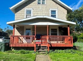 2003 Saint Elmo Ave NE, Canton, OH 44714