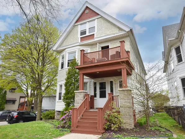 2800 S Logan AVENUE #2802, Milwaukee, WI 53207