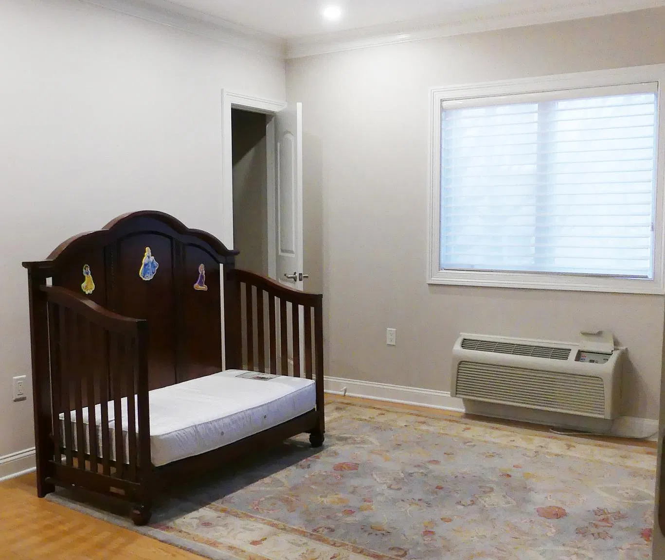 2 bed, $3,400 — Photo 4