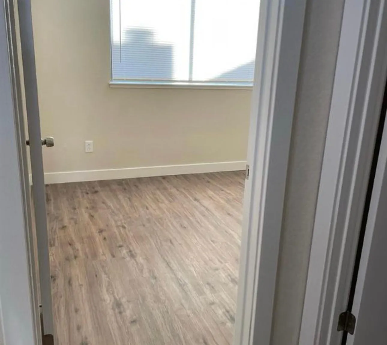 1701 Coventry Way — Photo 4