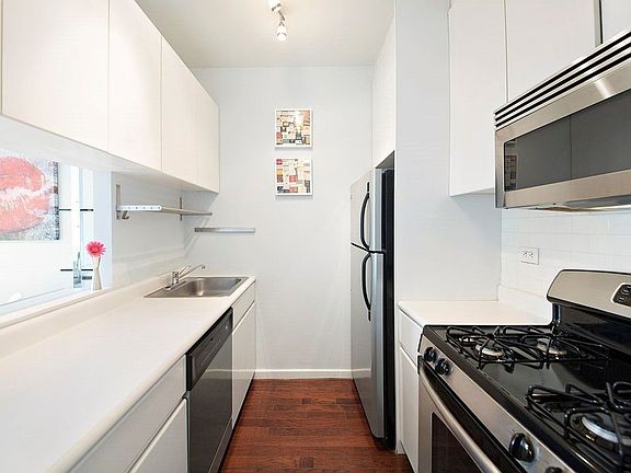 5th image of 188 E 64th St APT 407