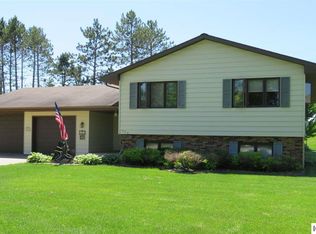 329 Congdon St, Coleraine, MN 55722